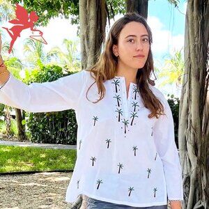 THE BAREFOOT MONKEY Embroidered Palm Tree Popover Top